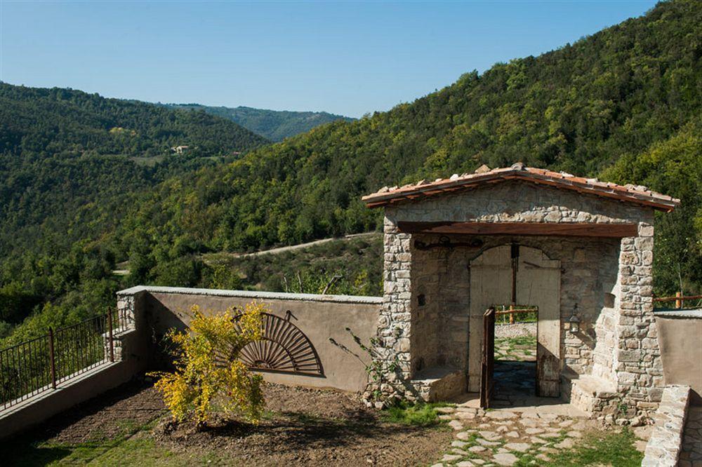 Eremito Hotel Parrano Exterior photo