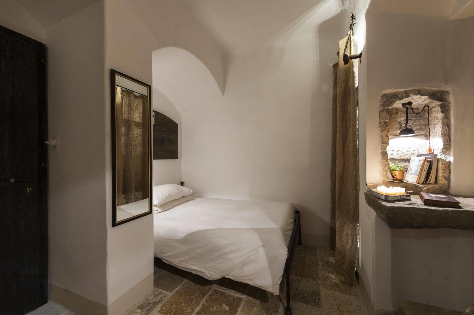 Eremito Hotel Parrano Exterior photo